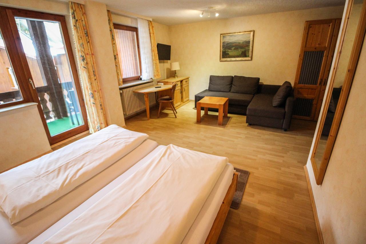 Bogensporthotel "Bad" Eisenbach  Bagian luar foto