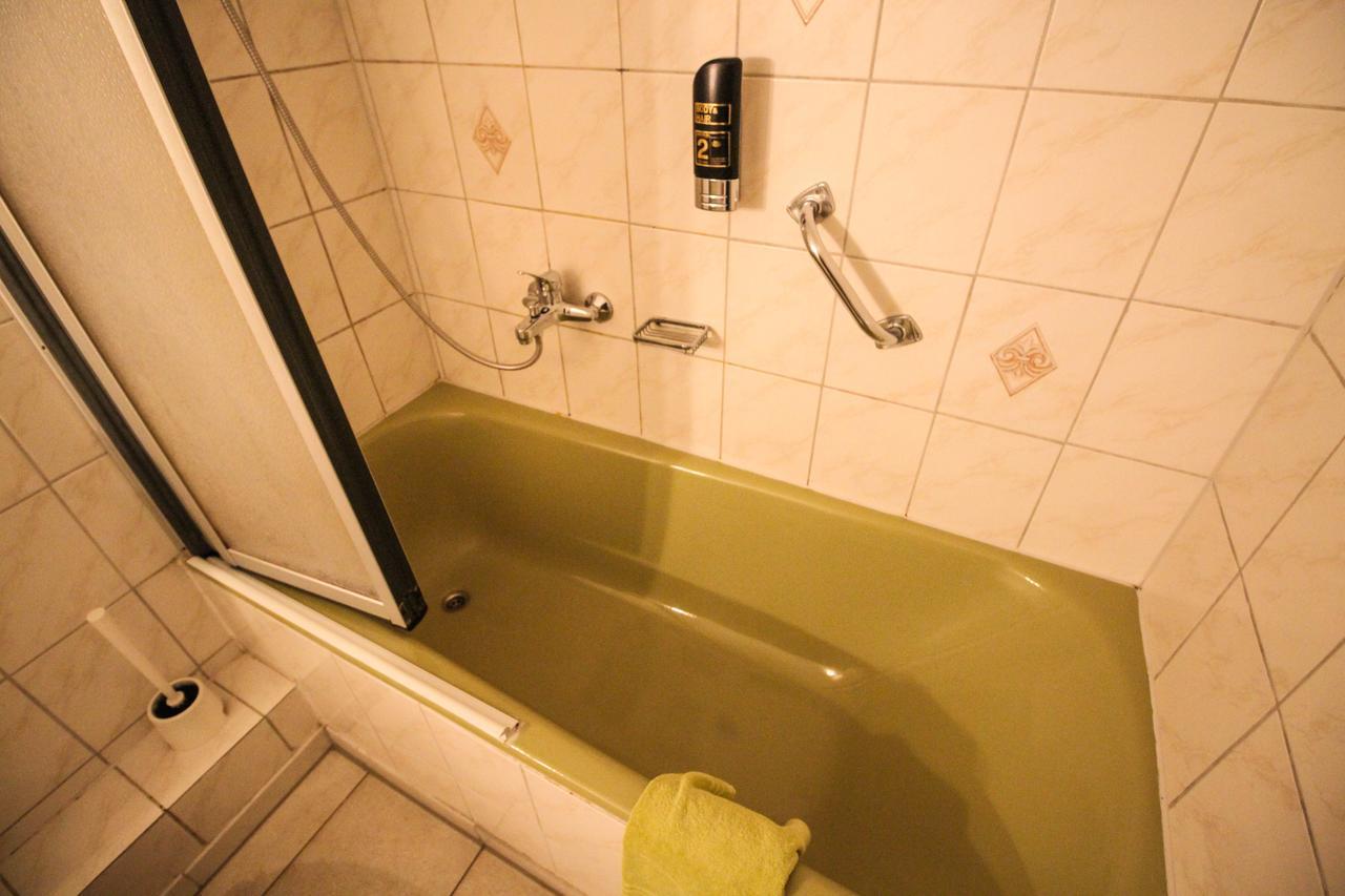 Bogensporthotel "Bad" Eisenbach  Bagian luar foto