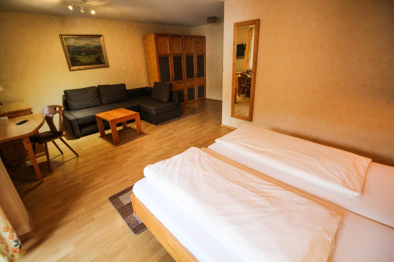 Bogensporthotel "Bad" Eisenbach  Bagian luar foto