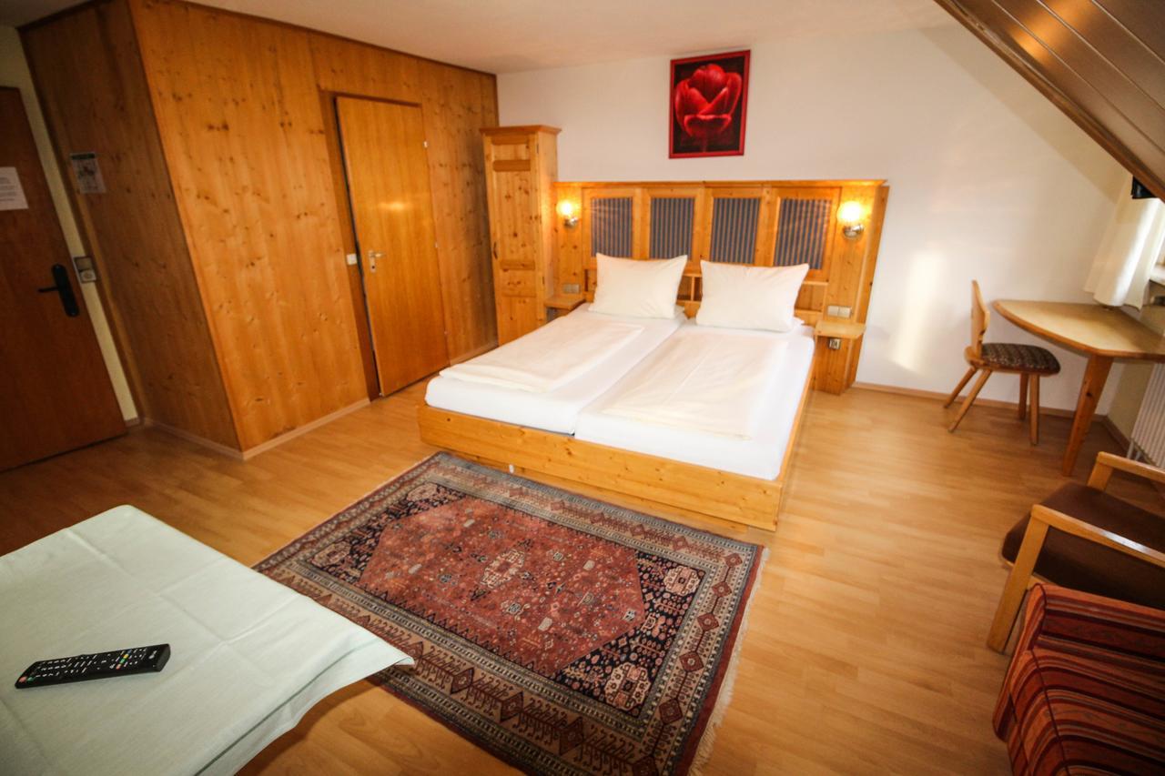 Bogensporthotel "Bad" Eisenbach  Bagian luar foto