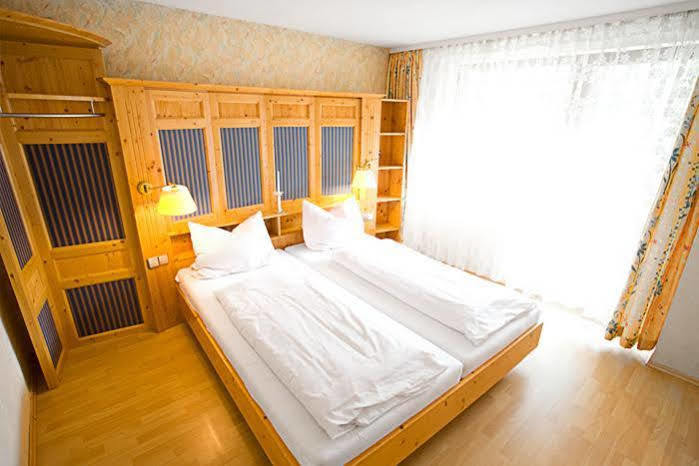Bogensporthotel "Bad" Eisenbach  Bagian luar foto