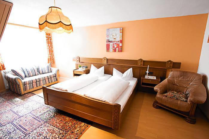 Bogensporthotel "Bad" Eisenbach  Bagian luar foto